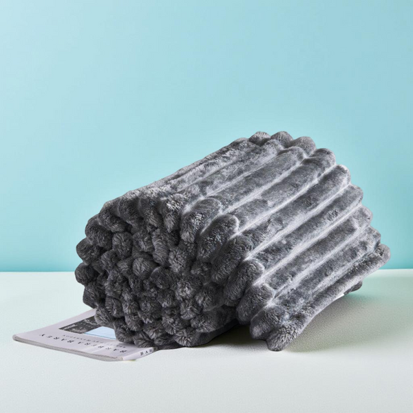 Chunky Blanket Throw – Thick Cozy Knit Blanket for Sofa & Bed