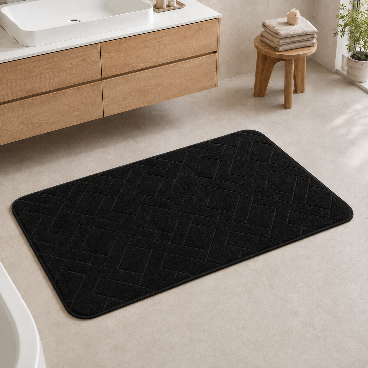 Black rectangular memory foam bath mat 60x40cm and 50x80cm