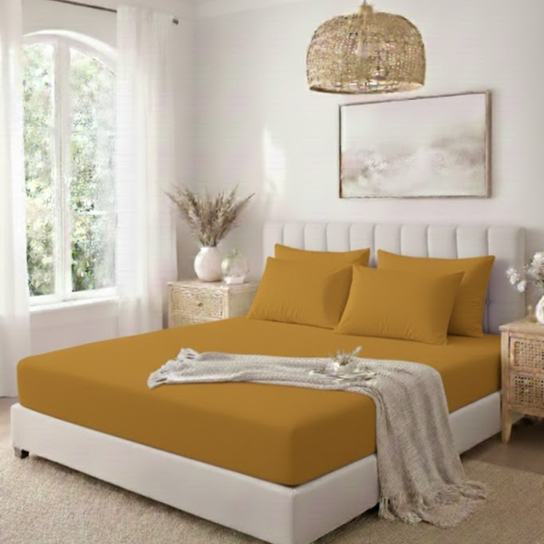 40cm Extra Deep Polycotton Fitted Sheet | Soft, Breathable & Easy Care | Secure Mattress Fit