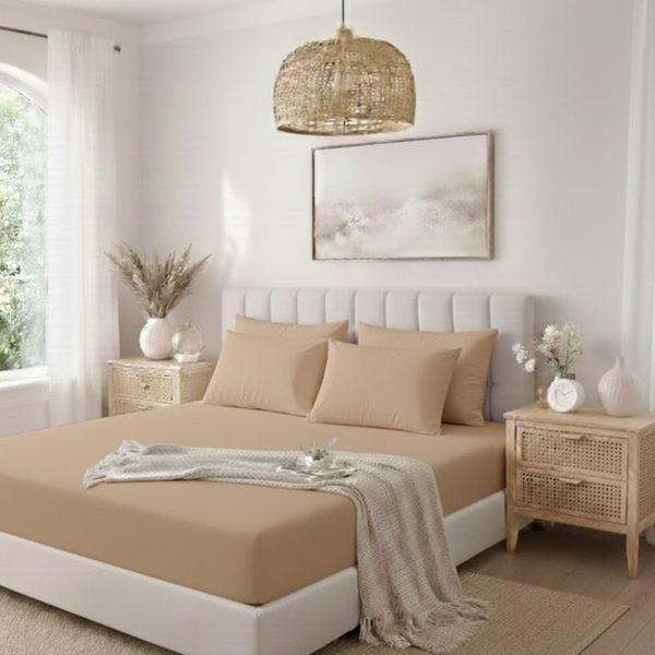 40cm Extra Deep Polycotton Fitted Sheet | Soft, Breathable & Easy Care | Secure Mattress Fit