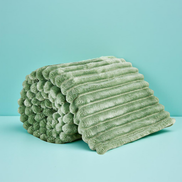 Chunky Blanket Throw – Thick Cozy Knit Blanket for Sofa & Bed